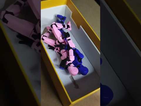 Who can lift the most? figure in bio #lego #toys  #dummy #titan13toy #dummy13toys