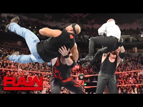 The Undertaker and Kane lay out Triple H and Shawn Michaels: Raw, Oct. 1, 2018