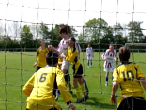 Meto c1- Halsteren C2 Twan scoort