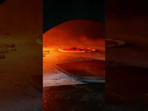 Japanese Chef Cooks the Best Authentic NEAPOLITAN PIZZA | Pomodorini Pizza