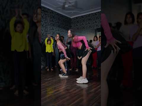 Drama Queen #dramaqueen #ytshorts #shorts #3ddanceacademy #trending #viralvideo #weddingchoreography
