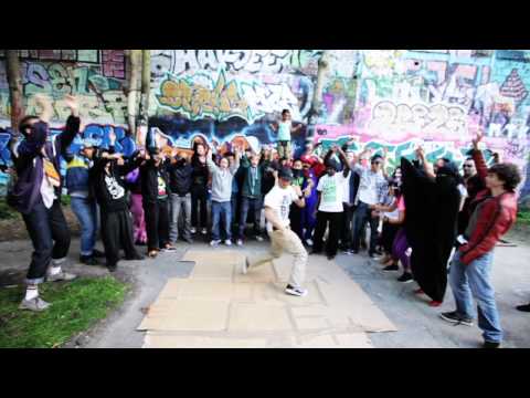 OMNP - La Sape Ne Fait Pas Le Moine