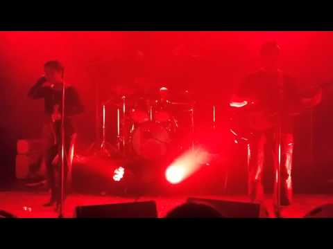 Anguigaq "Naasuutikka aajuku"