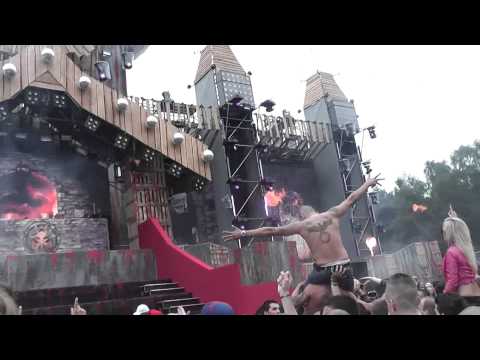 Diss Reaction - Jiieehaaaa (Angerfist Remix) Live at Dominator 2011 [1080p]