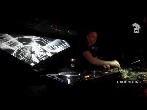 Raul Young Live DJ Set @ Corvin Club Budapest 2018-04-29 before Mark Reeve