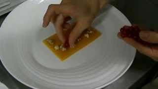 preview picture of video 'Ristorante La Credenza - Gelatina all'arancia e anice, sedano, granita al limoncello'