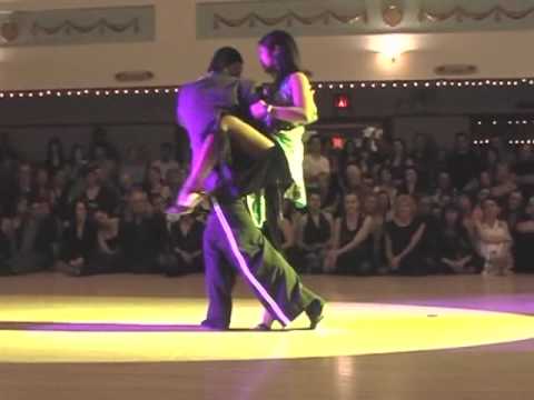 Homer & Christina Ladas - Cuando Estaba Enamorado (Francisco Canaro) - Portland ValenTango 2010