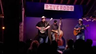 The Howlin' Brothers cover Carl Perkins