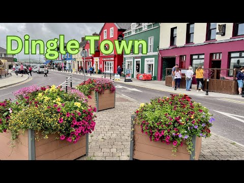 Ireland 🇮🇪 Dingle Town: Colourful & Whimsical