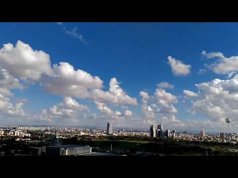 4K Floating CLOUDS Relaxing Nature - Fly in the sky Calming Peaceful Blue Sky 💙🌞💙