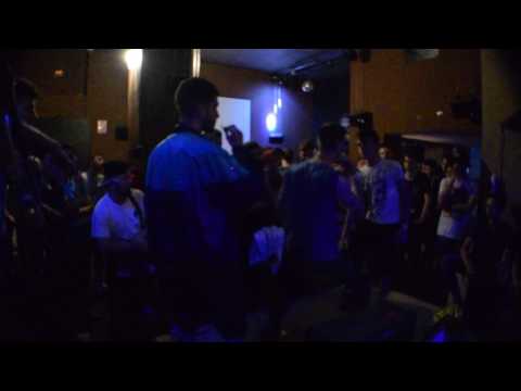 Axel VS Keres|CuevaBattle