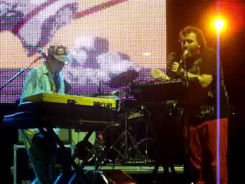 Hot Chip - Alley Cats - Synch Festival Athens 2010