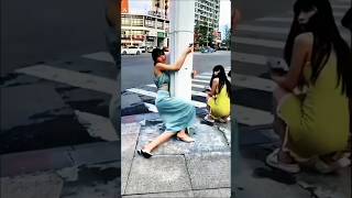 Download lagu lagi asyik joget diliatin cewek cantik 🤣🤣🤣#videohiburan #kontenhiburan #kontenlucu #kontencreator mp3 Download lagu lagi asyik joget diliatin cewek cantik 🤣🤣🤣#videohiburan #kontenhiburan #kontenlucu #kontencreator mp3