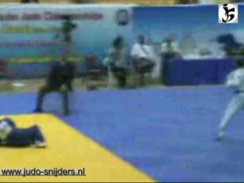 Judo 2007 Kuwait: Nurmukhamedov (TKM) - Khashbaatar (MGL) [-66kg]