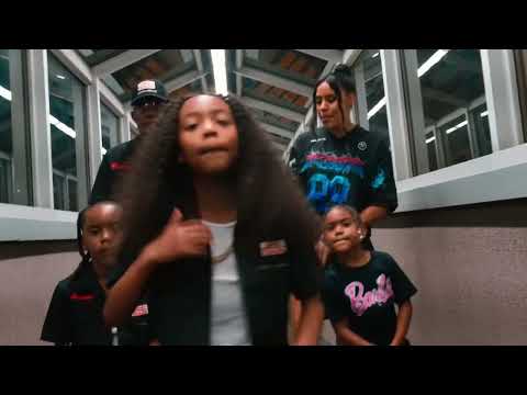 DJ Cool Kid x PrettyLittleMini x Lil Moni - Back 2 Back (OFFICIAL VIDEO)