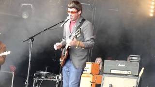 I can&#39;t look at your skin by Graham Coxon on Park Stage @ Glastonbury 2011