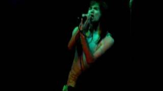 Endless Hallway-Cell live