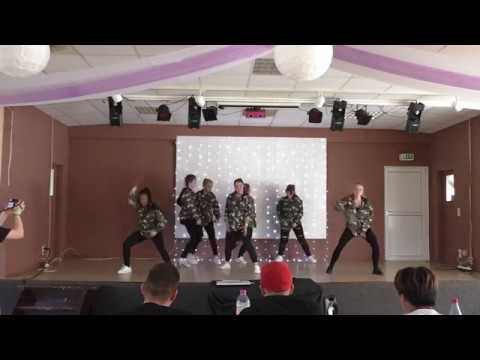 StrayKids - District 9 [1st Place Group - EG Dance Contest 2018]