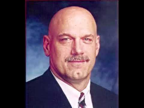 Jesse Ventura on 9/11 with Alex Jones 2008 -- Part 1 of 3