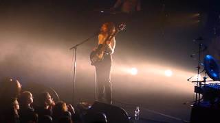 Anna Calvi "Carry me over" live @ Cité de la Musique Paris 07/07/2014