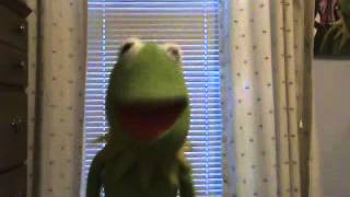 Kermit sings Frogs in the Glen