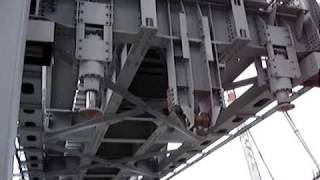preview picture of video 'Buzan railroad vertical lifting draw bridge'