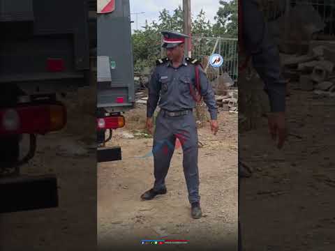 الدرك الملكي يداهم مستودعاً  ويحجز كميات ضخمة من الجبن الأحمر ومواد منتهية الصلاحية