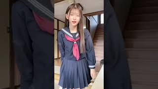 【TikTok】JKの腹チラエロすぎるｗｗｗ