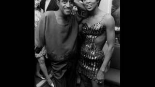 SAMMY DAVIS JR - LOVE IS ALL AROUND