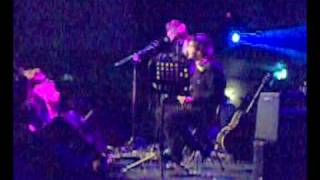 LE LUCI DELLA CENTRALE ELETTRICA-Lacrimogeni