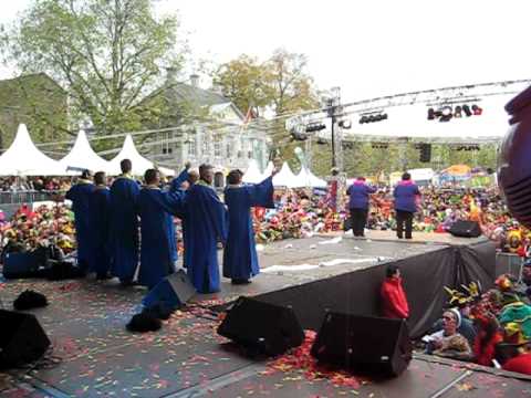 Duo X-Elle Met diech wel iech oetgoon 11de van de 11de