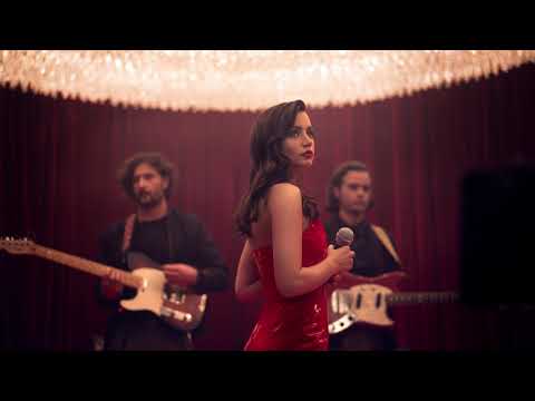3'000 MILES (Audio only) 'Entering The Red' Campari FULL Version | Ana de Armas, Fenne Lily