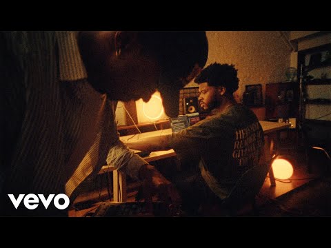 JEMS! (Elujay & J. Robb) - CREEPIN (Live Performance)