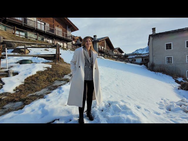 VILLA BIFAMILIARE IN VENDITA A COGNE, Fr. Gimillan (AO)