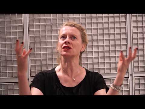 Caroline Peters über die Produktion "Kein Licht." an der Opéra Comique in Paris