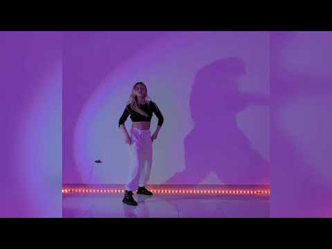 Hyoyeon - Dessert [choreo by Rian] (cover)
