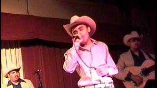 El Pavido Navido (2005) - Gerardo Ortiz - Bueno pa&#39; bailar compa GEra!