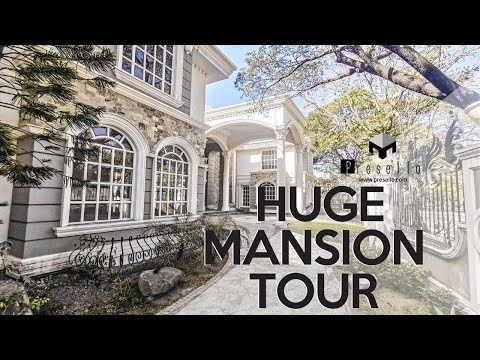 House Tour 89 (Part 1/2) • I Explore an Iconic Ayala Alabang House for Sale • Presello