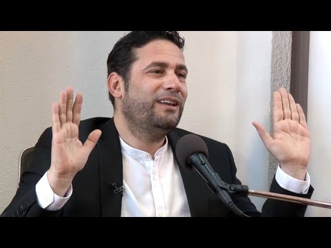 Musai a.s u nis te takonte vellain dhe nenen por aty i del nje drite ku flet direkt me Allahun