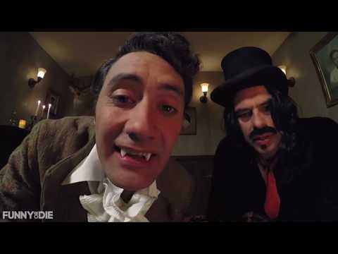 Co děláme v temnotách - trailer _ Fénix ProDabing