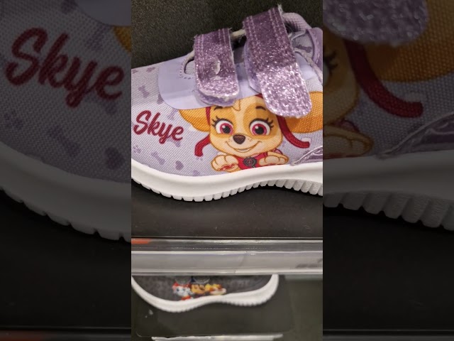 Vídeo relacionado con Zapatillas de Casa Media Bota Paw Patrol licencia oficial | Pantuflas Paw Patrol cómodas, suaves y antideslizantes