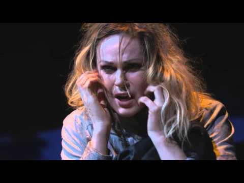 Manon Lescaut: "Sola, perduta, abbandonata" (Opolais)