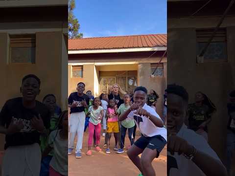 Met @TripletsGhettoKids today!😍❤️ #ghettokids #isabellafro #africa