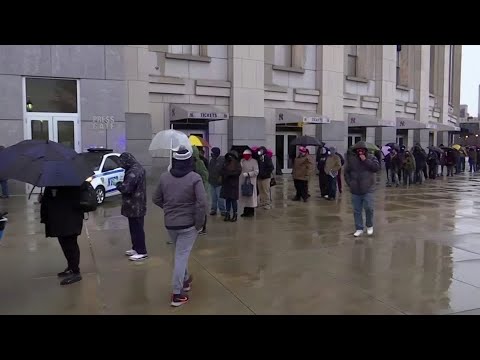 揚基體育場作為疫苗接種點開放 (Yankee Stadium opens as vaccination site)