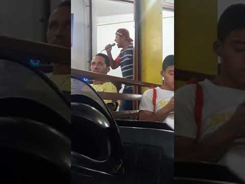 Kaliphas Bar Josivan Cantando