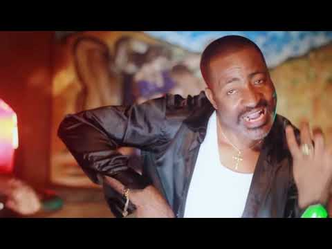 AMA PIERROT - Combien de temps me reste t'il a vivre