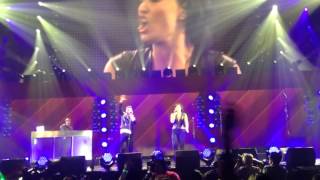 Nick Jonas &amp; Demi Lovato Avalanche