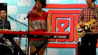 Nikki Jean performs Million Star Motel