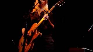 Tina Dico (Dickow) singing Stains in Bristol