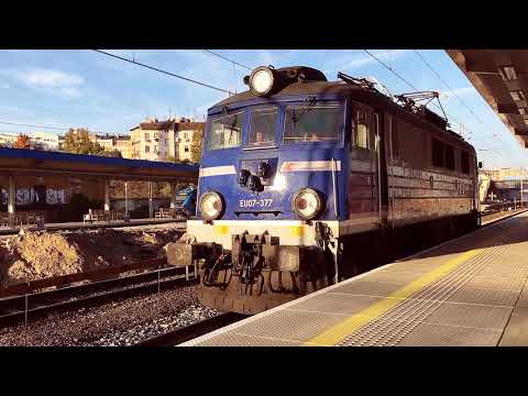 Październikowa środa na stacji Szczecin Główny.